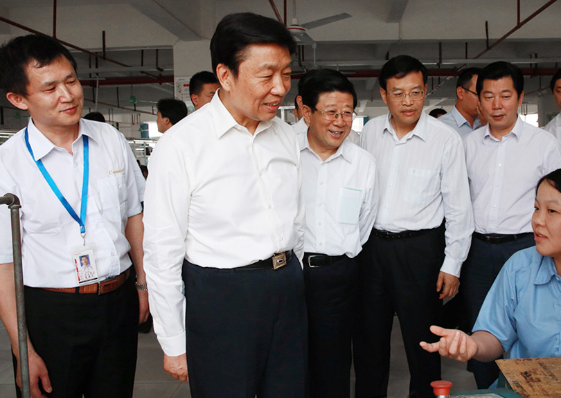 李源潮在凯发k8官网调研纪实 李源潮在凯发k8官网调研纪实